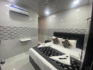 Hotel O Sai Residency