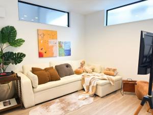 Newly built in 2026 Entire building-single unit with 3 bedrooms-can accommodate 7 people Free parking Direct access to USJ Namba Kyocera Dome