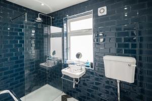 Stylish Stratford Flat for up to 4 Guests