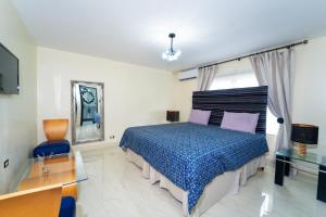 Lagoon View Holiday Home