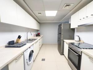 Stylish 2BR Duplex Apartment with Balcony & Access to Pool