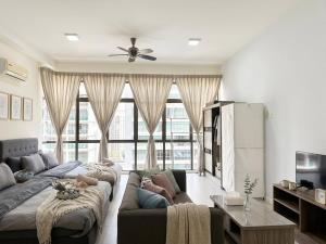 Mount Austin #Palazio B2 #BigStudio 4Pax #Smart TV