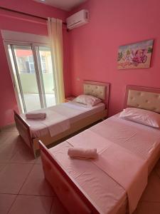 2 Steps to Sea-Nisa Apartment