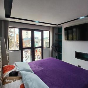 Hotel con parquedero centro de santa rosa