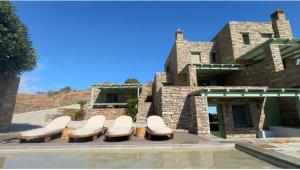Sea & Stone Villas