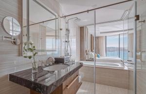 Panorama Beach Wins Nha Trang