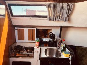 Deolinda Charming Boat Stay at Oriente Marina