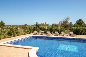 Idyllische Natur-Finca mit 12m Pool & Meerblick