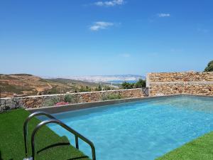 Villa avec vue sur mer et piscine quatre chambres