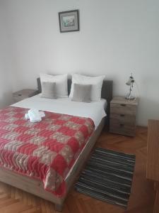 Sea & Mountain View Apartments - Metajna