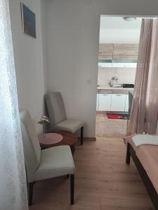 Sea & Mountain View Apartments - Metajna