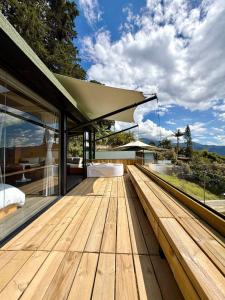 Stylish Couples Escape, Jacuzzi and Panoramic Views