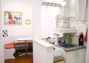 Clásico departamento porteño a una cuadra del Obelisco