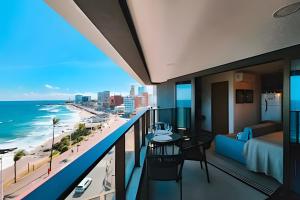 Estúdio com varanda na melhor vista da Barra