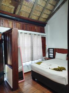 Shalakwe Hills Eco-Cabins