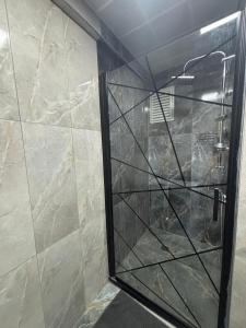 Esenboğa Havalimanına yakın Yeni ,Rahat ve Konforlu daire