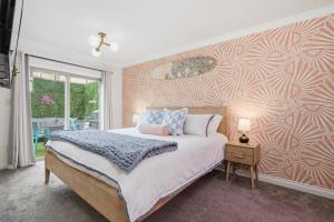 San Diego Oasis with Private Hot Tub Near Zoo, Balboa Park and Beaches