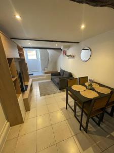 Maison de village Rénovée, climatisée, 4 personnes