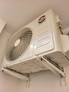 appartement NADOR wifi gratuit clima mobile