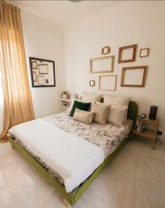 Penthouse in central area with very large terrace