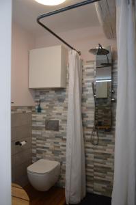 Chez Andrea lumineux T2 clim la Ciotat centre proche plage port à pieds