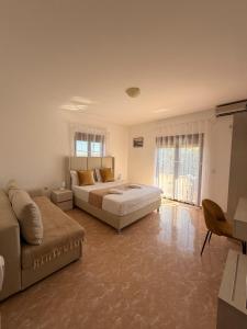 Antonios Apartments