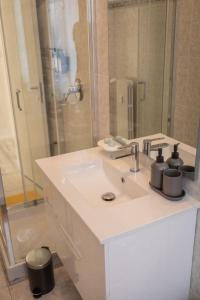 Callmehome Marlene Apartment Heart of Navigli Nightlife