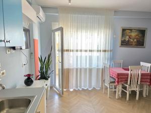 Lungomare Color Apartment