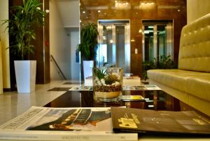 Shine residence