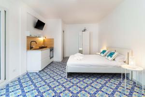 Luxury suite con piscina in Villa Vera Mondello - Palermo a 200 m dal mare