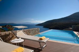 Villa Rosa -Stylish Villa with Private Sea Access