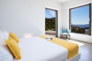Villa Rosa -Stylish Villa with Private Sea Access