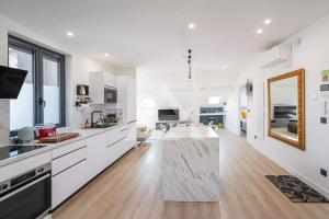 Monte Carlo Monaco Border - luxury, modern, cozy with home feelings and See View