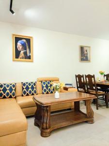 APARTAMENT DZIEWCZYNA Z PERŁĄ - parking w cenie, spokój w centrum miasta, taras, ogródek, PKP i BUS 400m, Energylandia, Szczyrk, Enduro, Jezioro Żywieckie