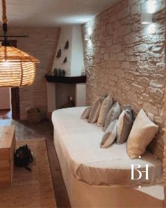 Marton Apartment img1