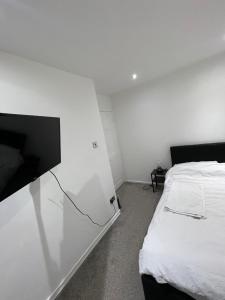 Tilbury Docks Rooms for Short letting