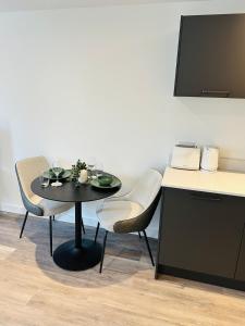 Stylish Modern 1-Bed Apartment