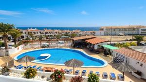 Grazioso appartamento piscina e vista mare SC770