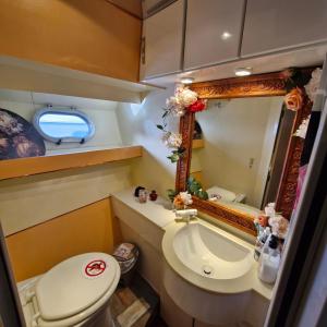 Nuit sur un yacht petit déjeuner inclus