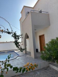 Villa mira avec piscine 6 personnes
