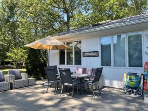 Poppys Hampton House:Large Yard,Beach,Newly Renovated