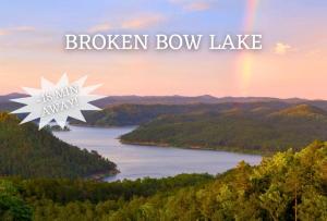 Broken Bow Getaway Hot Tub Casino Fishing Golf PacknPlay Pets