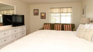 Condo At The Cove Unit 5