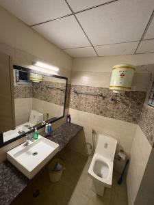 Dream Valley Luxury Apartment Near Expo G Noida