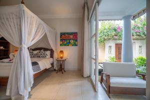 Luxury 3BR Villa with Private Infinity Pool with Ocean Views in Manggis