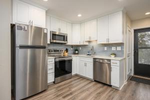 The Islander- Luxurious Island Oasis