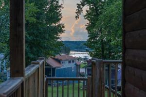 Waters Edge RV Resort on Lake Conroe