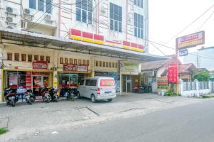 RedDoorz At Jalan Japaris Medan