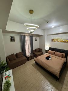 Comfy Studio at 81 Newport across NAIA Terminal 3 C2-7E