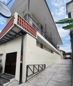 Tuwin Guest House Near Malioboro Free Parking & Netflix